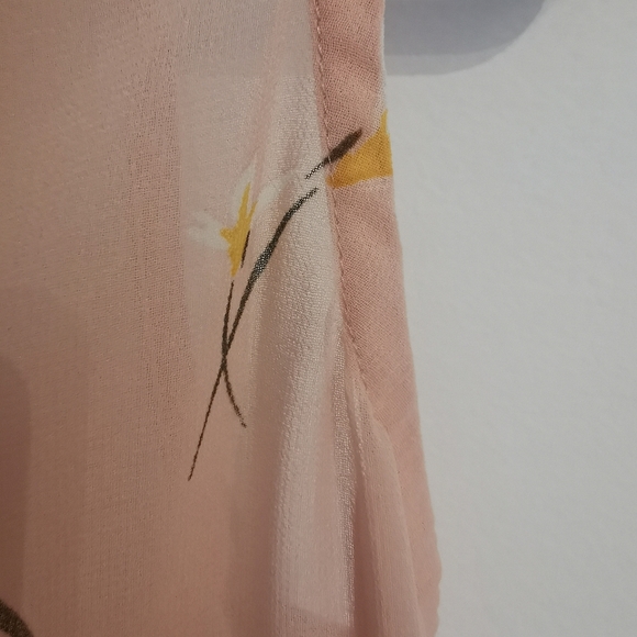 NWOT - JustFab Sleeveless Blouse in shade Peach Whip XS - Picture 8 of 9